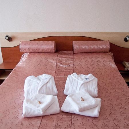 Hotel Paradiso Mangalya Dış mekan fotoğraf
